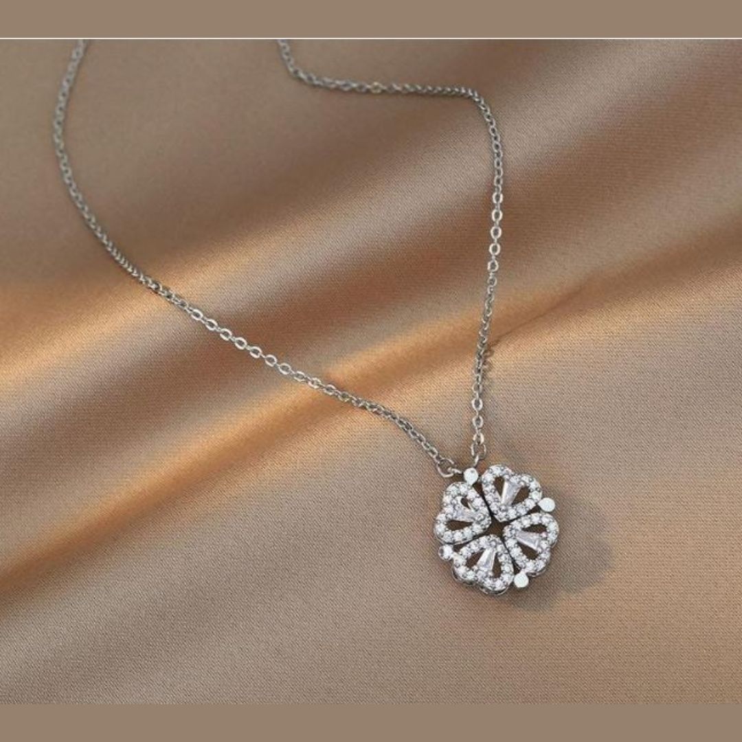 Collar trébol 4 corazones